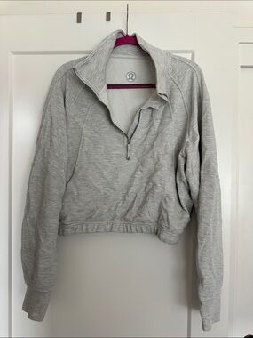 lululemon athletica Light Gray Scuba Cropped Funnel-Neck Half Zip
Waffle